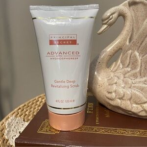 Principal Secret Gentle Deep Revitalizing Scrub New 4 oz.